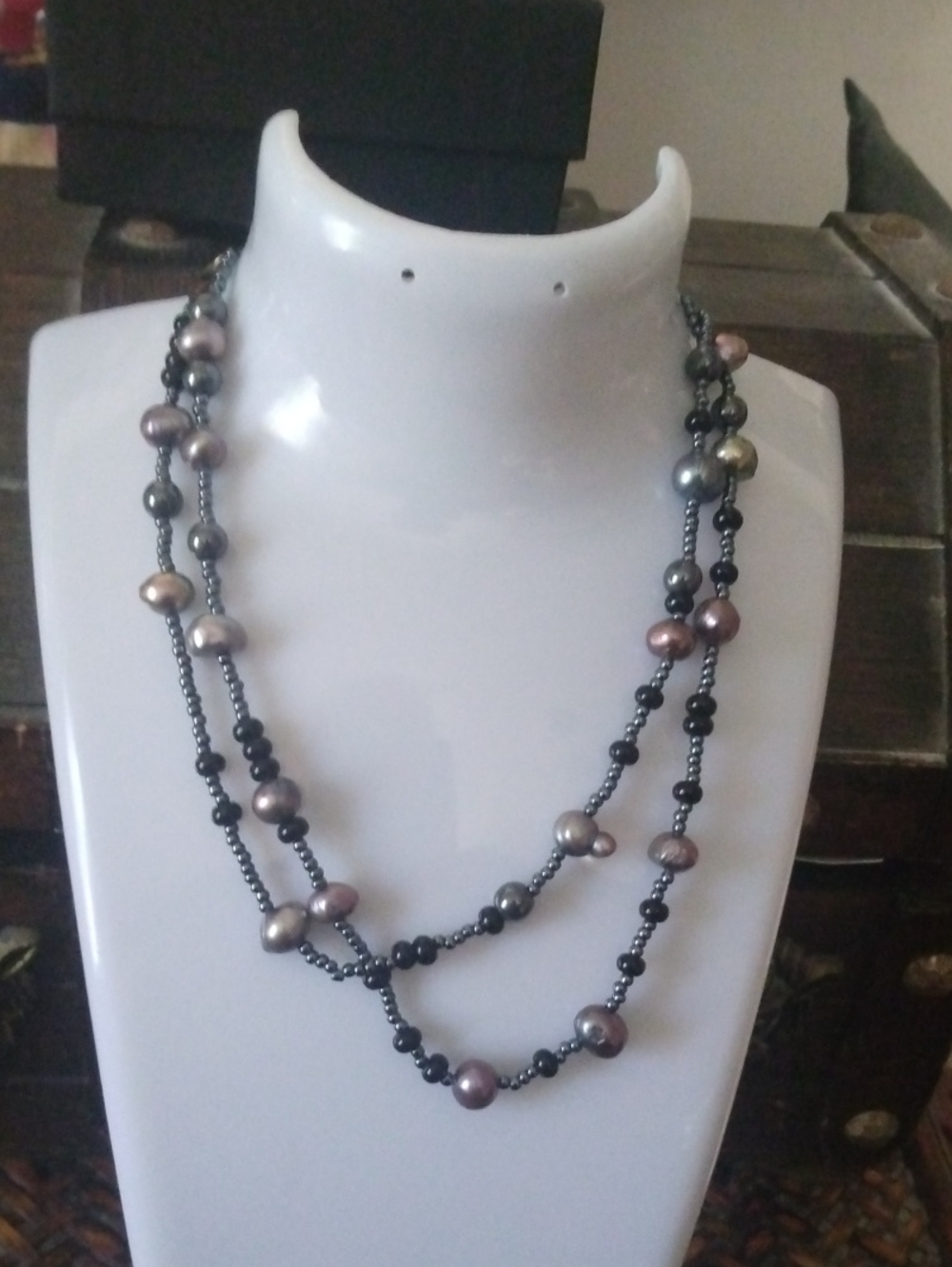 Layered Beaded Necklace in Black & Pink Like New